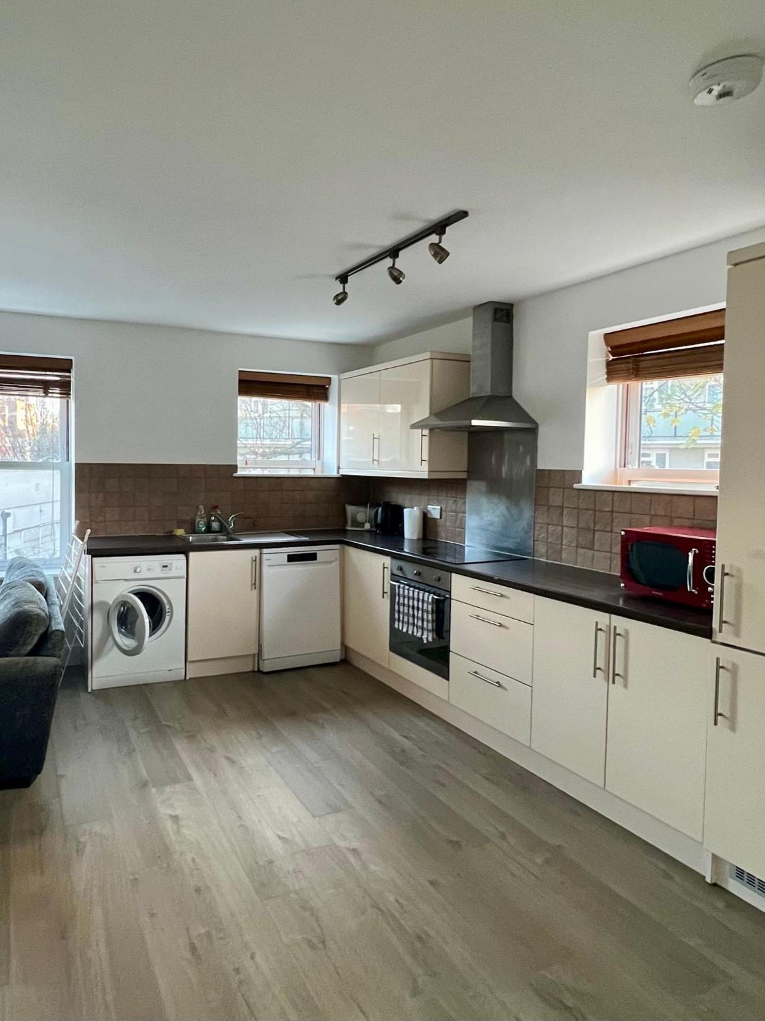 לונדון 221 Clapham Road Apartments מראה חיצוני תמונה